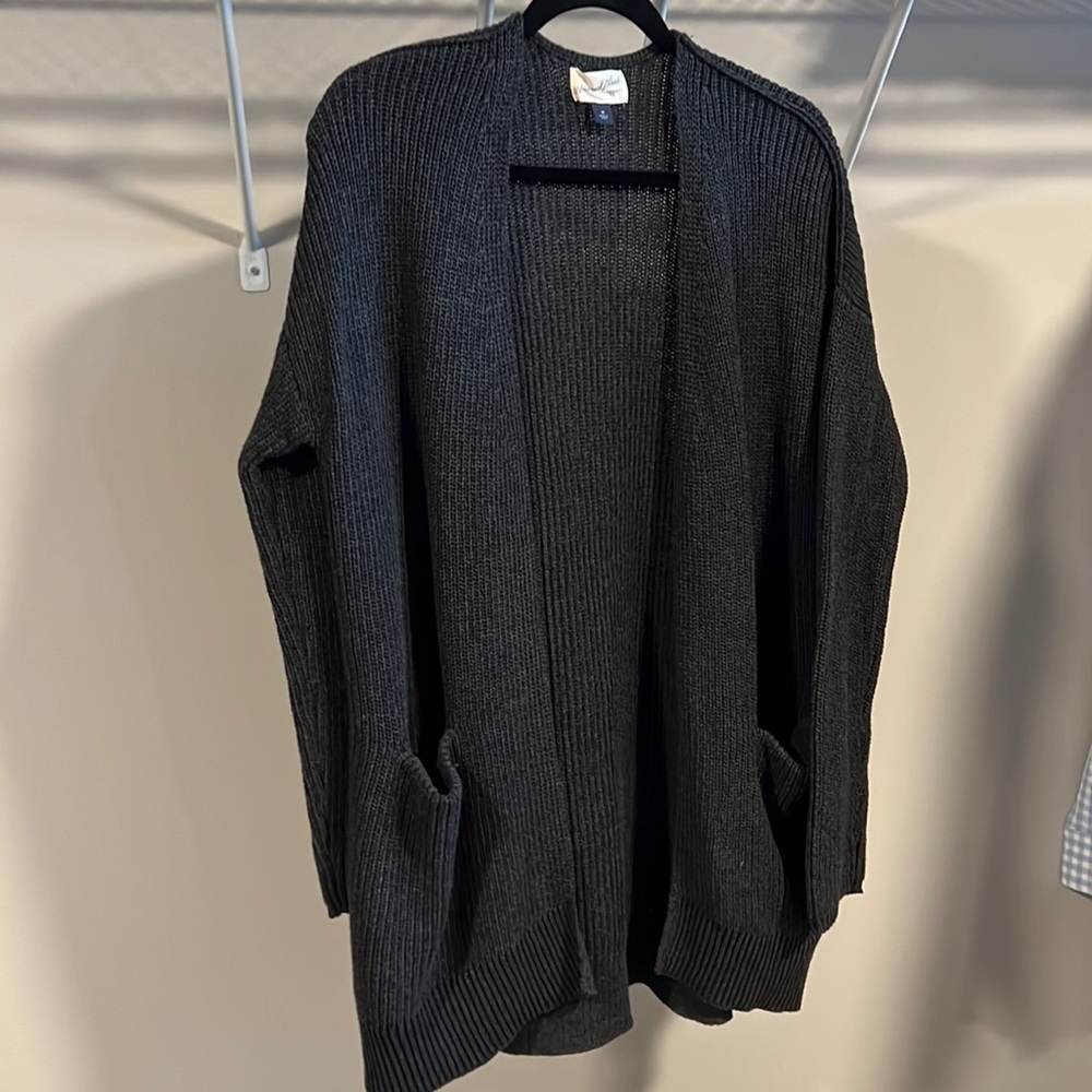 Universal Thread Charcoal Gray Cardigan